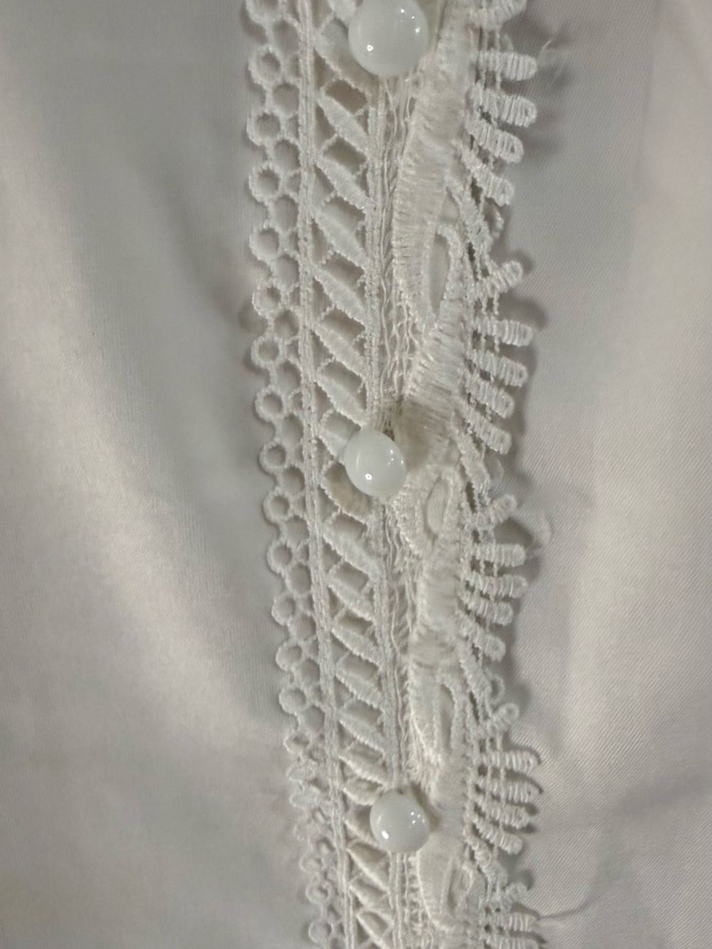 chic White Lace-Trim V-Neck Blouse - Picture 7 of 12